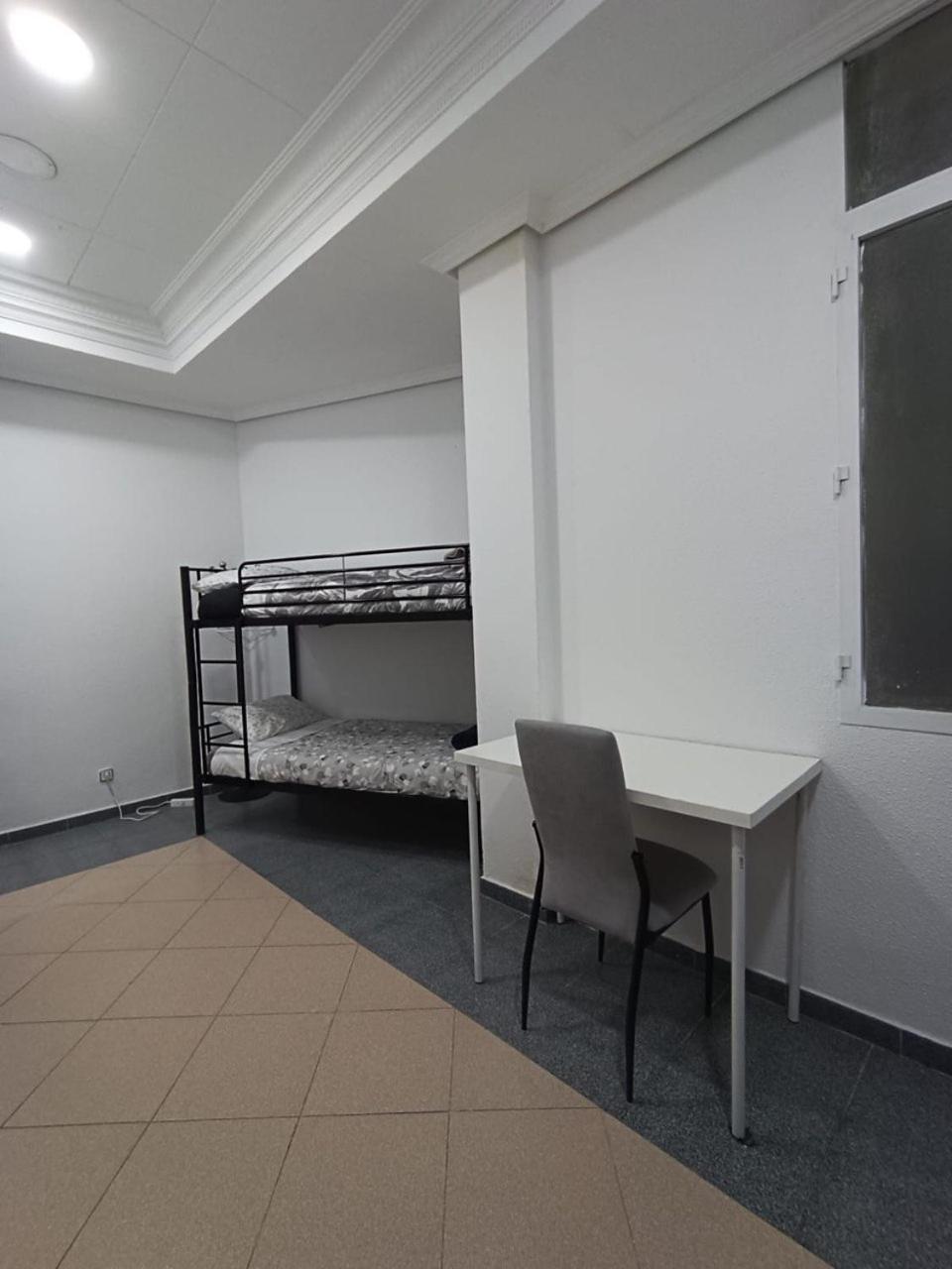 Parsa Residencial House Affittacamere